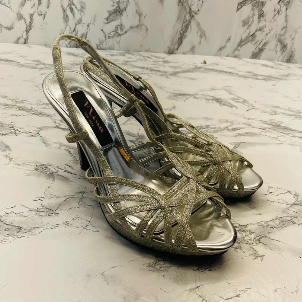 Nina Women's evening Criss cross Elegant Gold Strappy Heels size 7